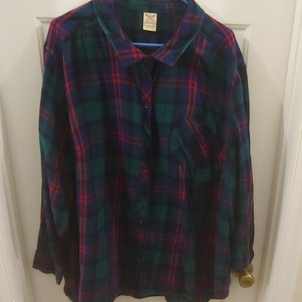 Red and green light weight flannel